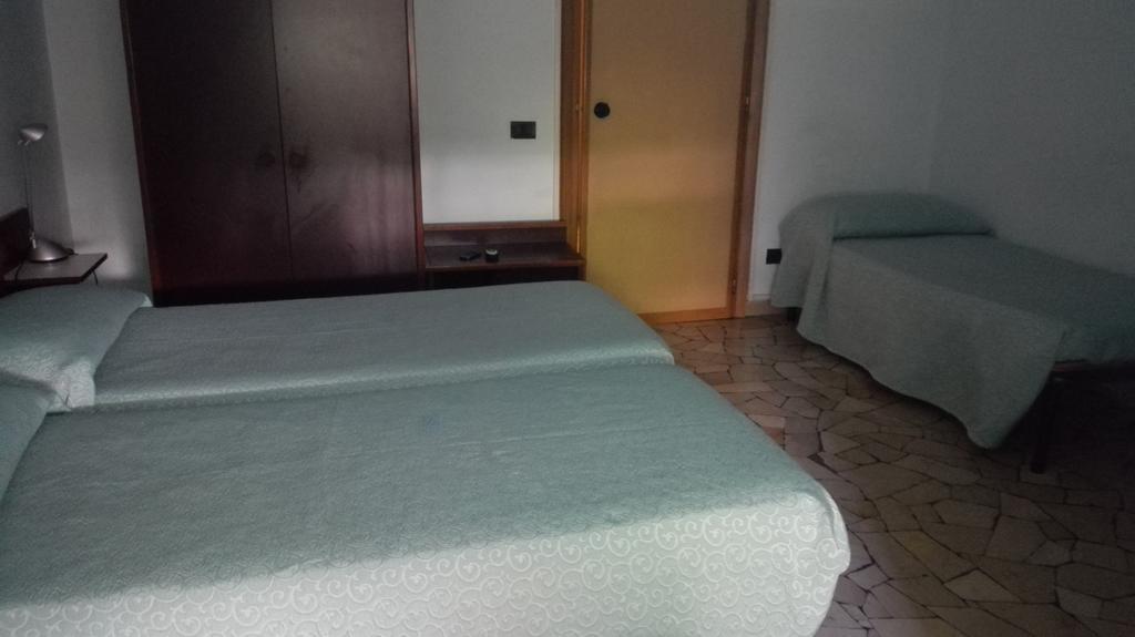 Hotel Mira Varese Habitación foto