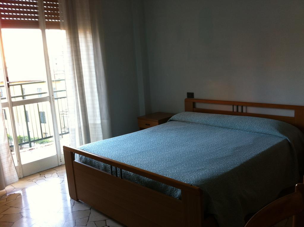 Hotel Mira Varese Habitación foto